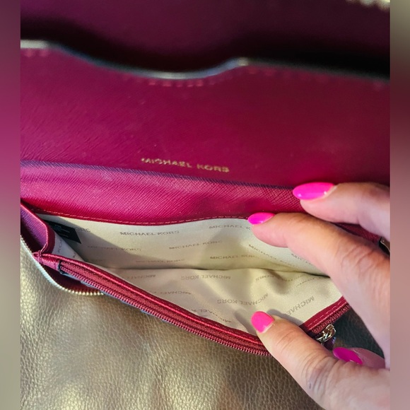 Women’s Michael Kors Leather Jet Set Wristlet Clutch - Maroon - Picture 8 of 8
